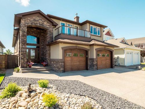 629 Southgate Boulevard S, Lethbridge, AB, T1K5R5 | Card Image