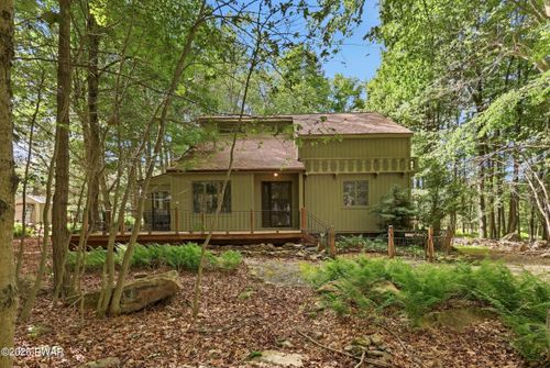1004 Woodstone Road, Newfoundland, PA, 18445 | Card Image