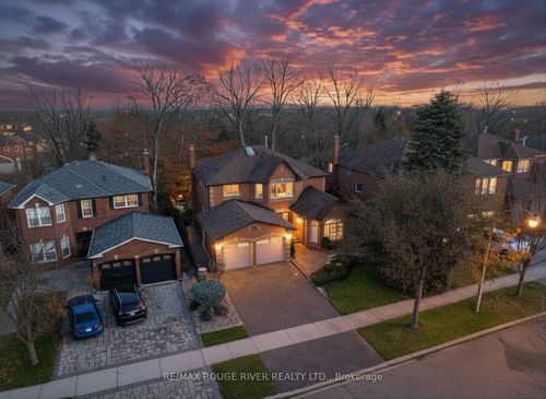 25 Sayor Dr, Ajax, ON, L1T3K2 | Card Image