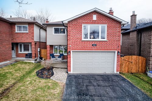 649 Dunn Crescent, Pickering, ON, L1W3T4 | Card Image