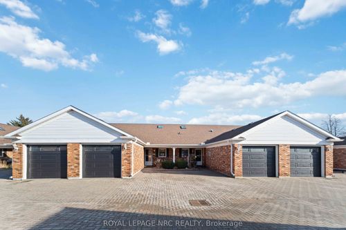 8-4115 Apple Blossom Lane, Vineland, ON, L0R2C0 | Card Image