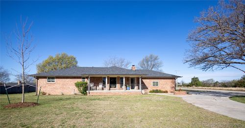 2020 Martin Dr, Sulphur, OK, 73086-1433 | Card Image