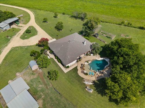 1301 County Road 448, Taylor, TX, 76574-5628 | Card Image