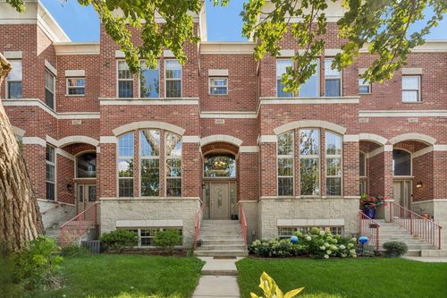 6619 W 64th Place, Chicago, IL, 60638 | Card Image