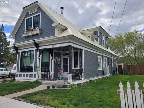 1917 Clifford St, Baker City, OR, 97814-2771 | Card Image