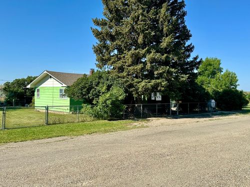 406 2nd Ave W, Ryegate, MT, 59074-7508 | Card Image