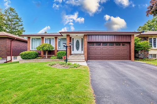 bsmt-40 Elkwood Dr, Scarborough, ON, M1C2C1 | Card Image