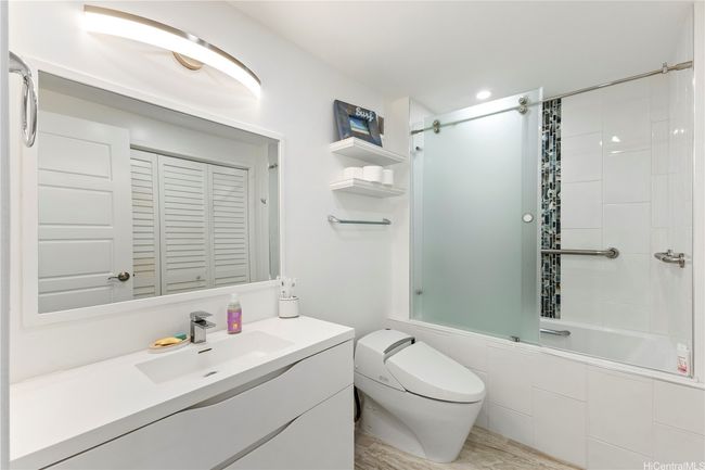 PH7 - 1350 Ala Moana Blvd, Condo with 2 bedrooms, 2 bathrooms and 2 parking in Honolulu HI | Image 9