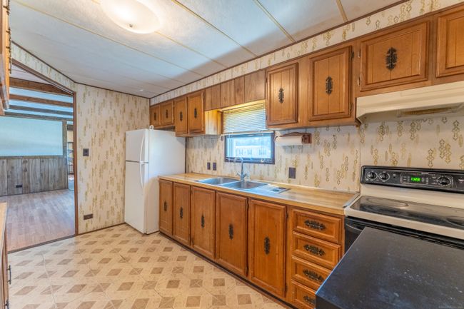 7 Highland Dr, House other with 2 bedrooms, 2 bathrooms and null parking in Quinebaug CT | Image 21