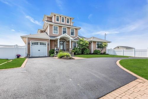 3-42 Browns River Road 3, Bayport, NY, 11705-2023 | Card Image