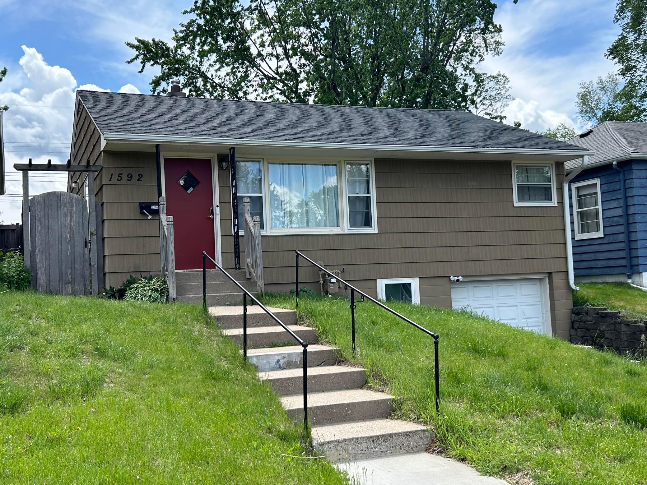 Margaret St, Saint Paul, MN 55106