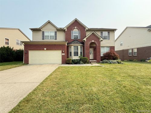 15584 Timbers Edge Dr, Clinton Twp, MI, 48035-1059 | Card Image