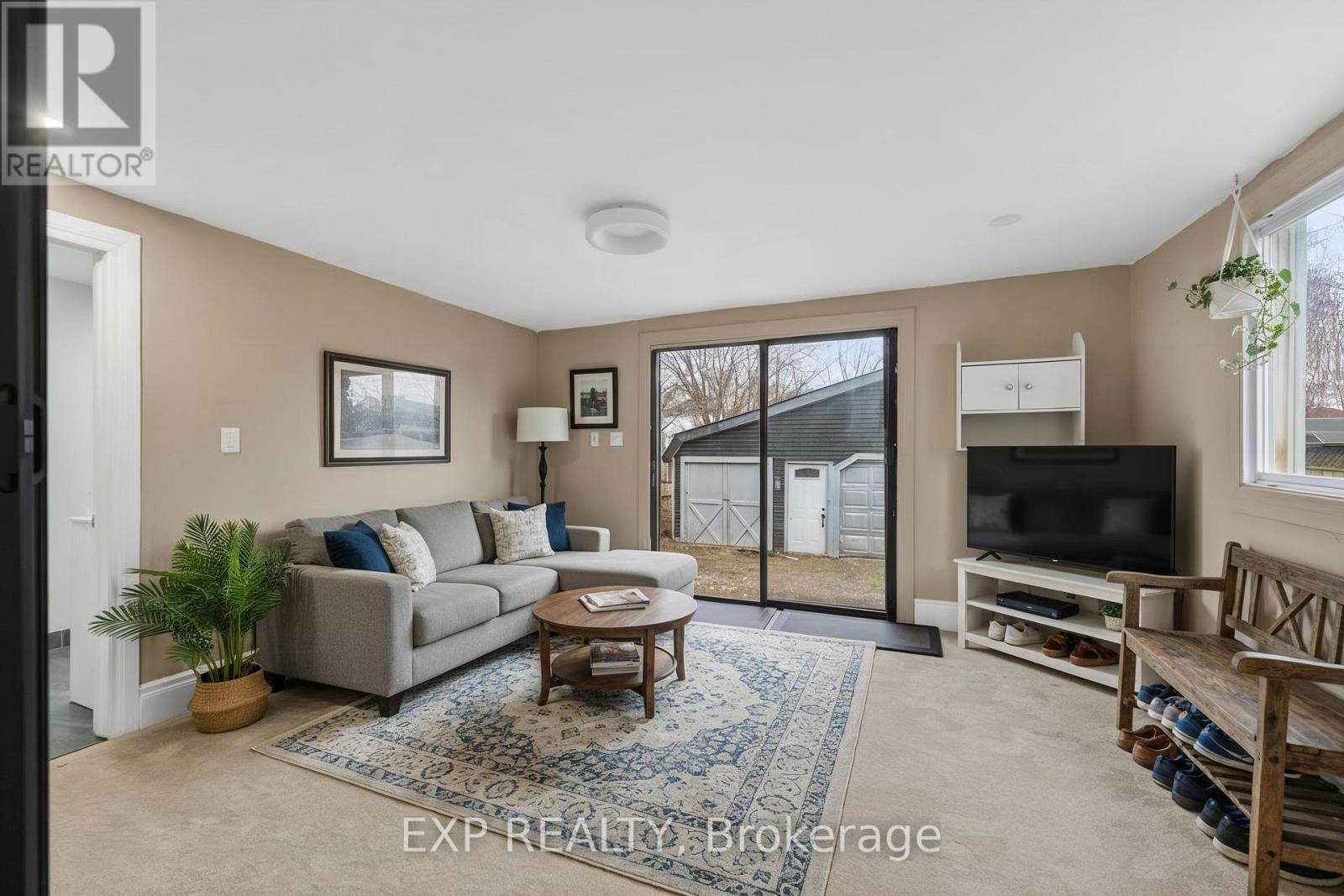 Residential in Niagara Falls (Cherrywood) 5