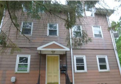 84 Saint Paul St, North Smithfield, RI, 02896-8439 | Card Image