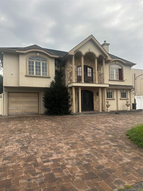 2829 Judith Drive, Hempstead, NY, 11710 | Card Image
