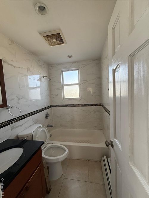 11119 156th St, Jamaica, NY, 11433-3723 | Card Image