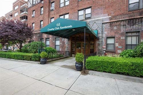 5d-68 Hartsdale Ave, Hartsdale, NY, 10530-2716 | Card Image