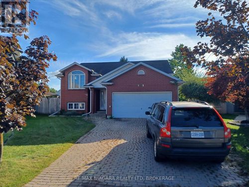 8008 Grossi Crt, Niagara Falls, ON, L2H3G8 | Card Image