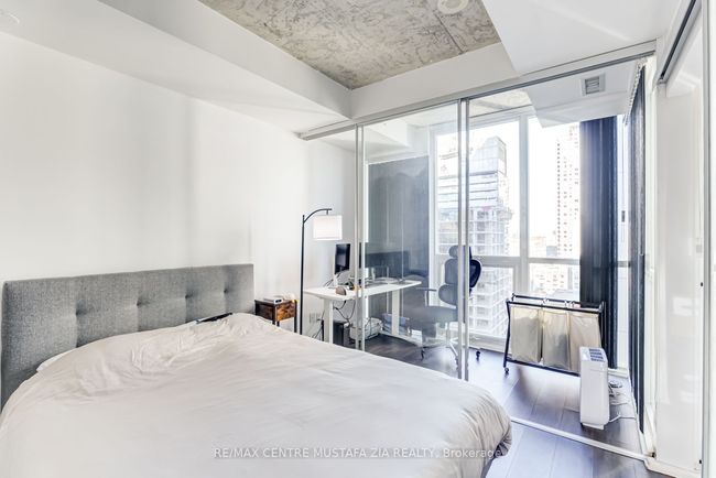 2501 - 88 Blue Jays Way, Condo with 2 bedrooms, 1 bathrooms and null parking in Toronto ON | Image 14