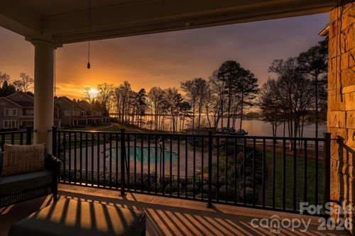 103 N Cove Key Ln, Mooresville, NC, 28117-7504 | Card Image