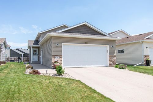 6182 35th St S, Fargo, ND, 58104-6794 | Card Image