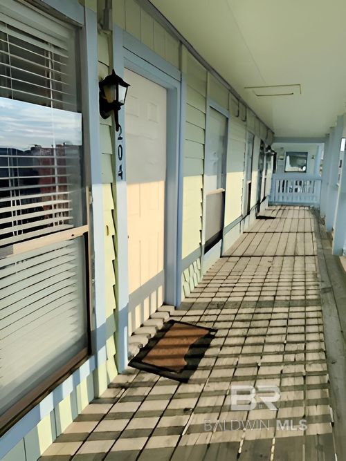 b204-920 W Lagoon Ave, Gulf Shores, AL, 36542-6352 | Card Image