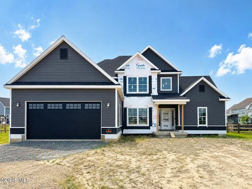 153 Barton Creek Dr, Perrysburg, OH, 43551-6812 | Card Image