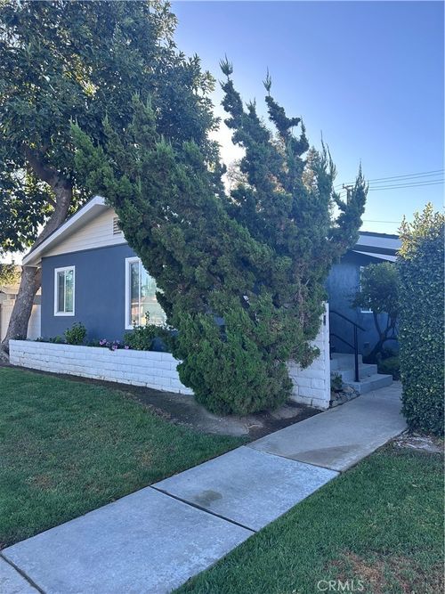514 E Chalynn Cir, Orange, CA, 92866-2726 | Card Image