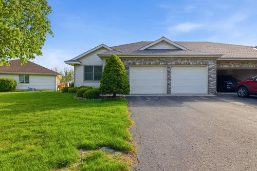 3590 Brook Point Dr, Hamilton, MI, 49419-9644 | Card Image