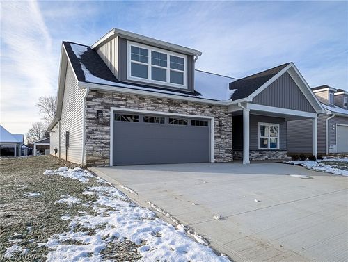 4332 Evergreen Ct, North Canton, OH, 44720-1178 | Card Image
