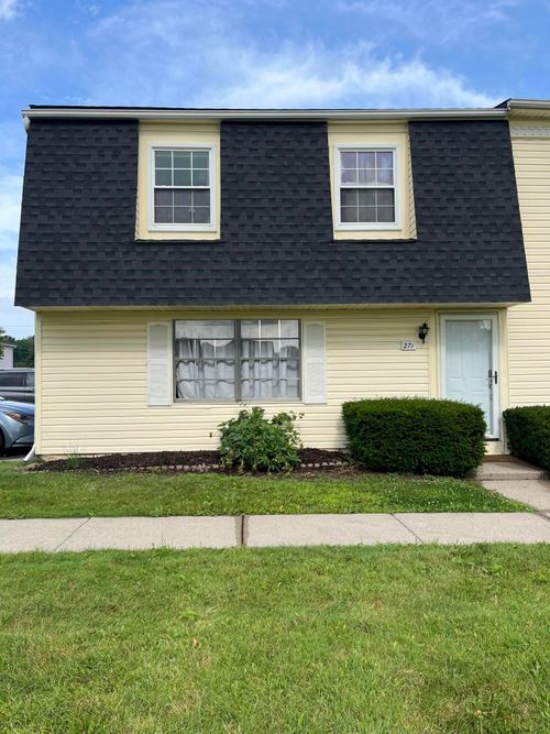 271 Lake Village Dr, Walled Lake, MI, 48390-3638 | Card Image