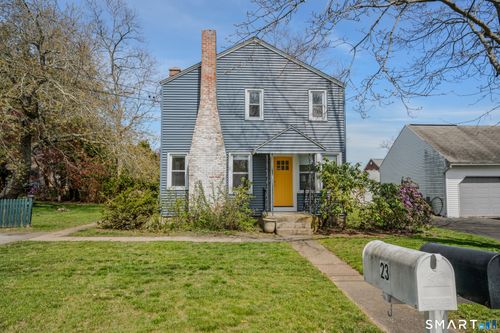 23 Ridgewood Ave, Waterford, CT, 06385-3913 | Card Image