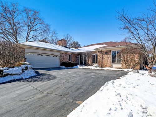 8348 Walredon Avenue, Burr Ridge, IL, 60527 | Card Image