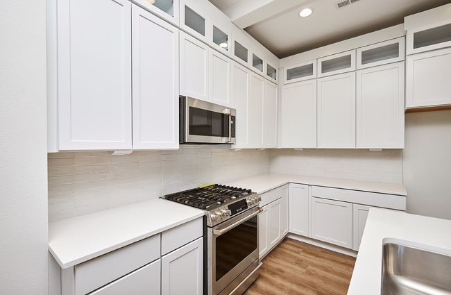 812 E 2 Nd St, Condo with 3 bedrooms, 3 bathrooms and null parking in Des Moines IA | Image 9