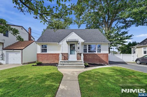 50 Elizabeth Ave, Elmwood Park, NJ, 07407-3020 | Card Image