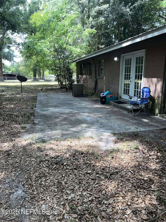 110 Karen Dr, House other with 3 bedrooms, 2 bathrooms and null parking in Palatka FL | Image 4