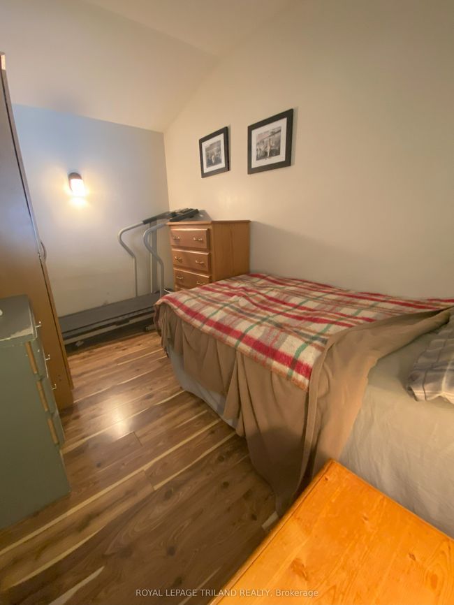 2 - 9951 Northville Cres, Home with 2 bedrooms, 1 bathrooms and 2 parking in Thedford ON | Image 22