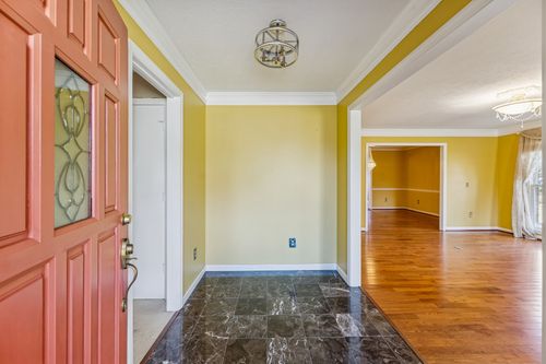 918 Yell Rd, Lewisburg, TN, 37091-4137 | Card Image