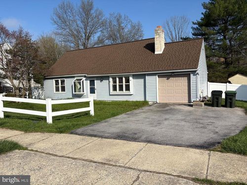 232 Park Dr, DOWNINGTOWN, PA, 19335-2118 | Card Image