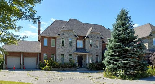 7472 Ashburn Rd, Whitby, ON, L1M1L4 | Card Image