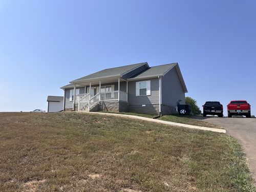 27 Courtney Pl, Cadiz, KY, 42211-9296 | Card Image