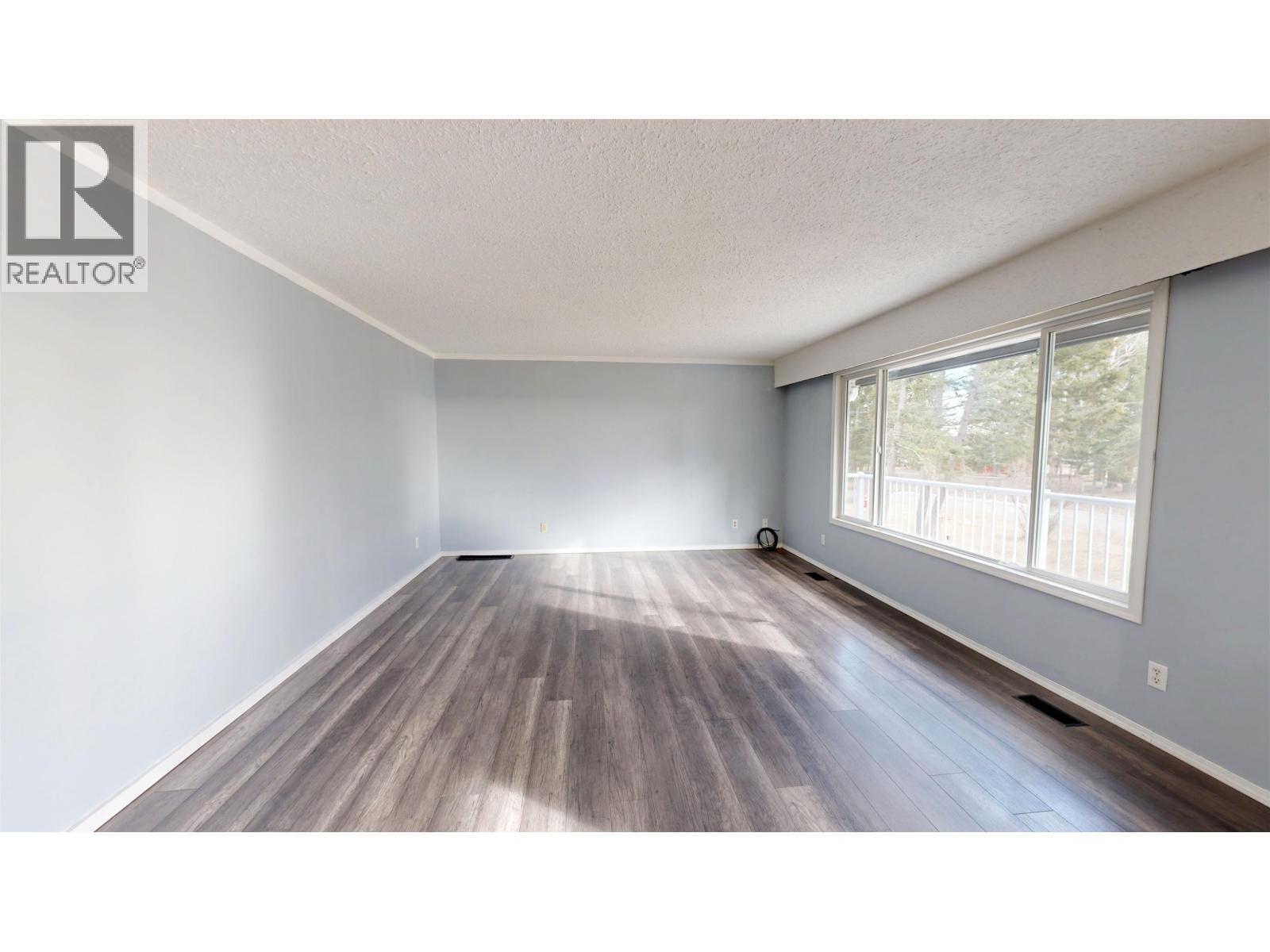 Residential in 108 Mile Ranch 5