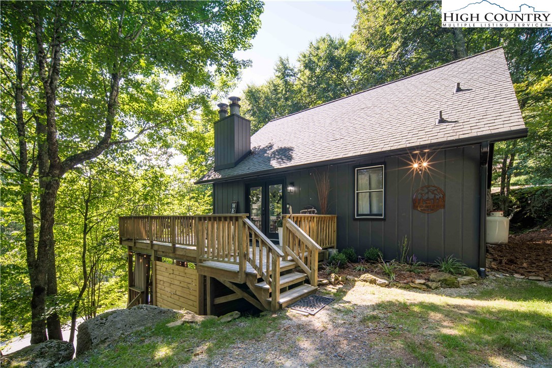 Maple Ln, Beech Mountain, NC 28604
