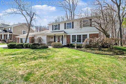 28861 Forest Ridge Dr, Farmington Hills, MI, 48331-2737 | Card Image