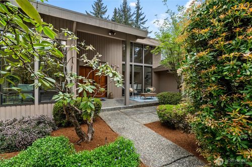 14316 Ne 12th Pl, Bellevue, WA, 98007-4034 | Card Image
