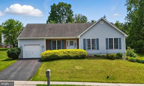 806 Jackson St, Birdsboro, PA, 19508-2139 | Card Image