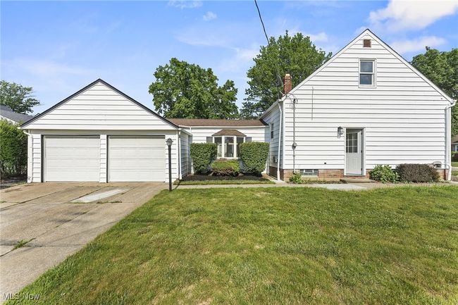 30031 Thomas St, House other with 5 bedrooms, 3 bathrooms and null parking in Willowick OH | Image 26