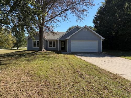 3040 Raymonds Ct, Loganville, GA, 30052-4304 | Card Image