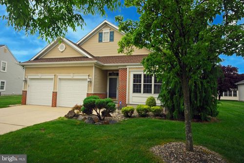6 Ridgway Dr, BORDENTOWN, NJ, 08505-4271 | Card Image