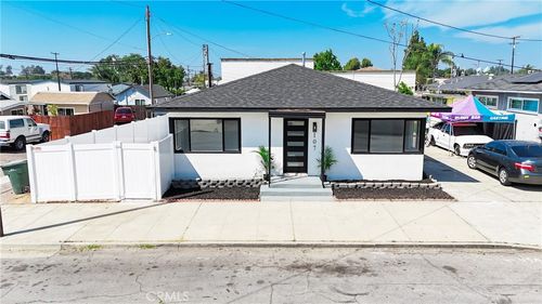 107 California St, La Habra, CA, 90631-5418 | Card Image